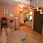 The Thassian Yard 4*